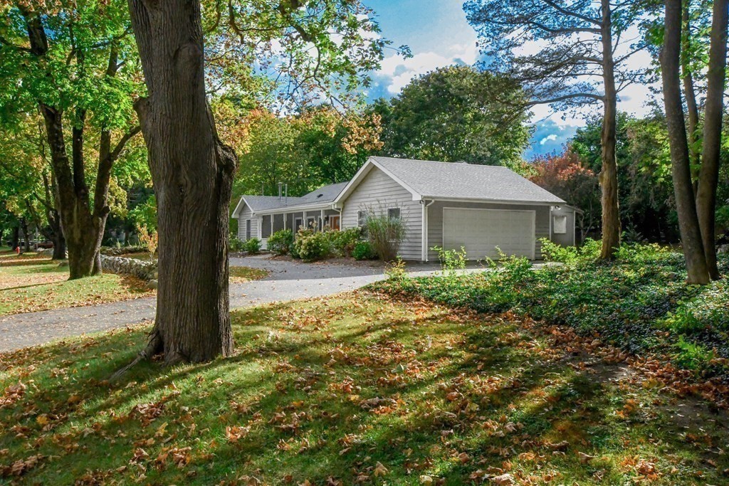 130 Spring Street Marion, MA 02738 - Photo 27 of 32 Gallery Image 27