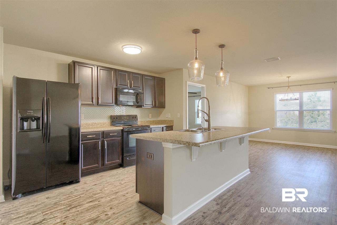 17473 Harding Drive Foley, AL 36535 - Photo 2 of 33 Open Concept