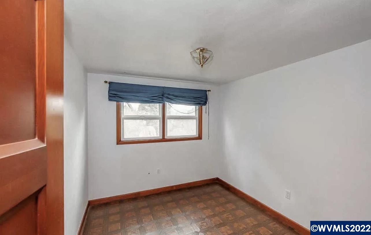 952 Southwest Hunter Street Dallas, OR 97338 - Photo 24 of 28 Gallery Image 24