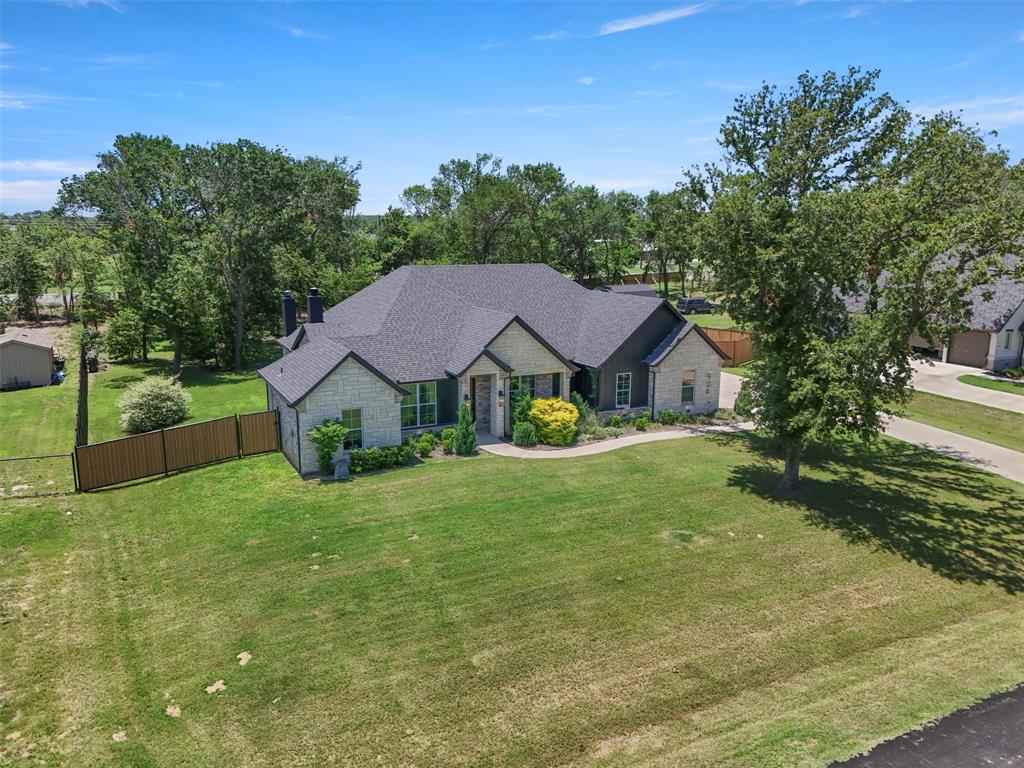 904 Taylor Branch Springtown, TX 76082 - Photo 34 of 37