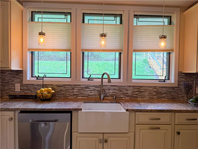 $250,000 | 300 Pines Drive, Unit 446, Roxbury, NY 12421