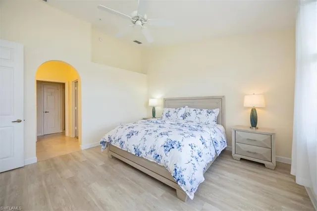 $6,000 | 3057 Driftwood Way, Unit 4004, Naples, FL 34109