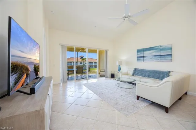 $6,000 | 3057 Driftwood Way, Unit 4004, Naples, FL 34109