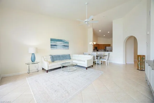 $6,000 | 3057 Driftwood Way, Unit 4004, Naples, FL 34109