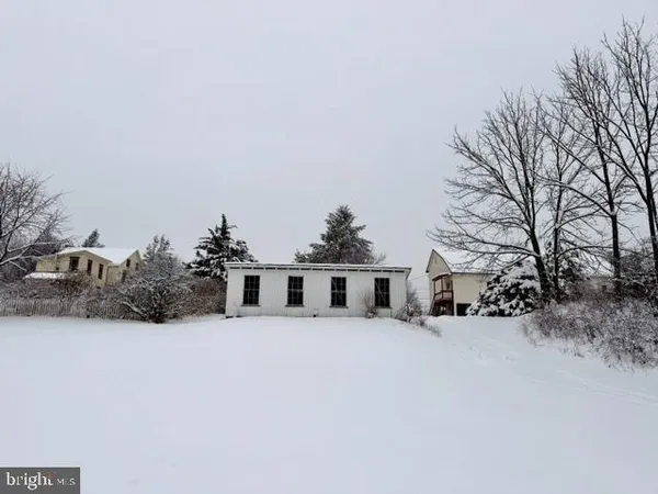 $724,900 | 5934 Kernsville Road, Orefield, PA 18069