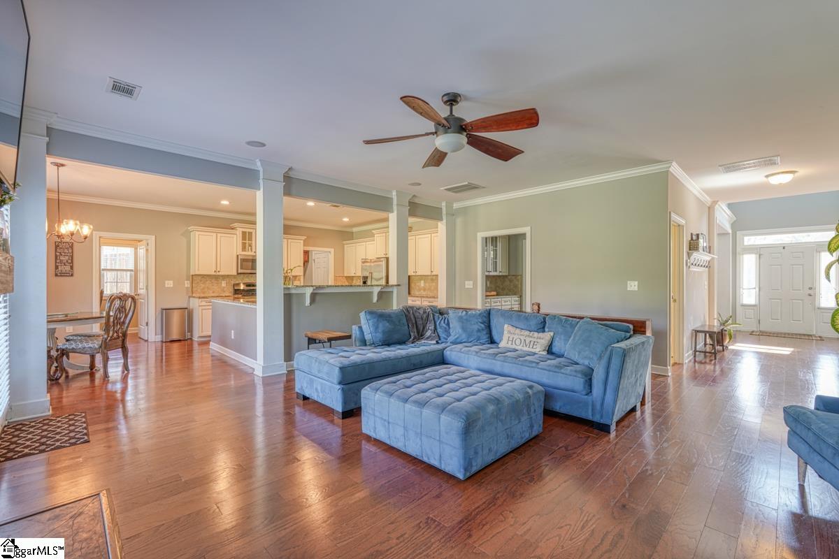 6 Belgian Blue Way Fountain Inn, SC 29644 - Photo 11 of 36 Gallery Image 11