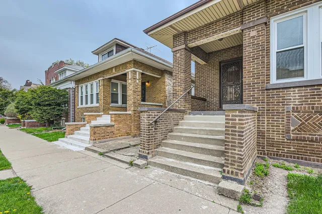 $235,900 | 7449 South Vernon Avenue, Chicago, IL 60619