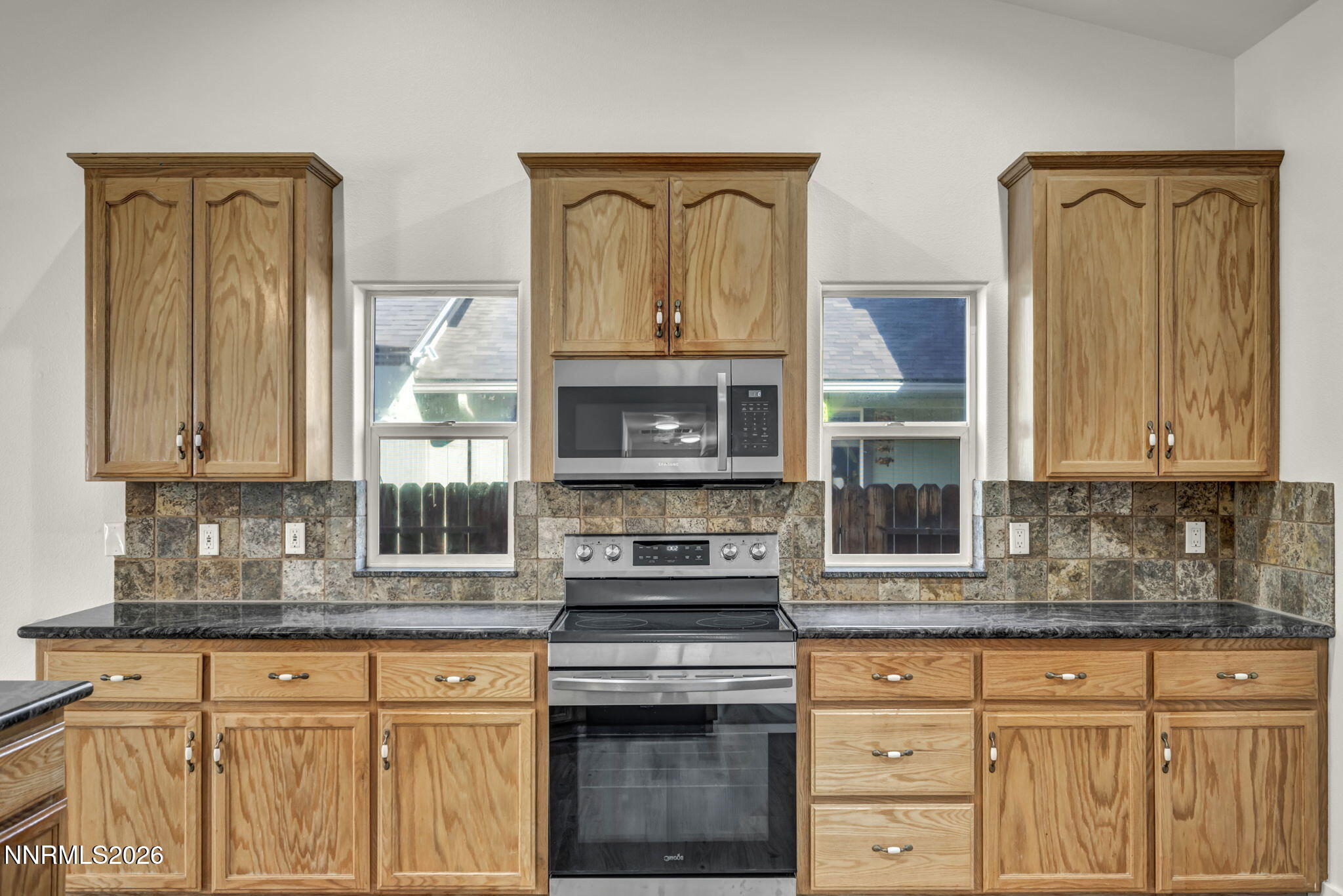 1558 Divot Road Carson City, NV 89701 - Photo 8 of 43 44-web-or-mls-1558-divot-rd