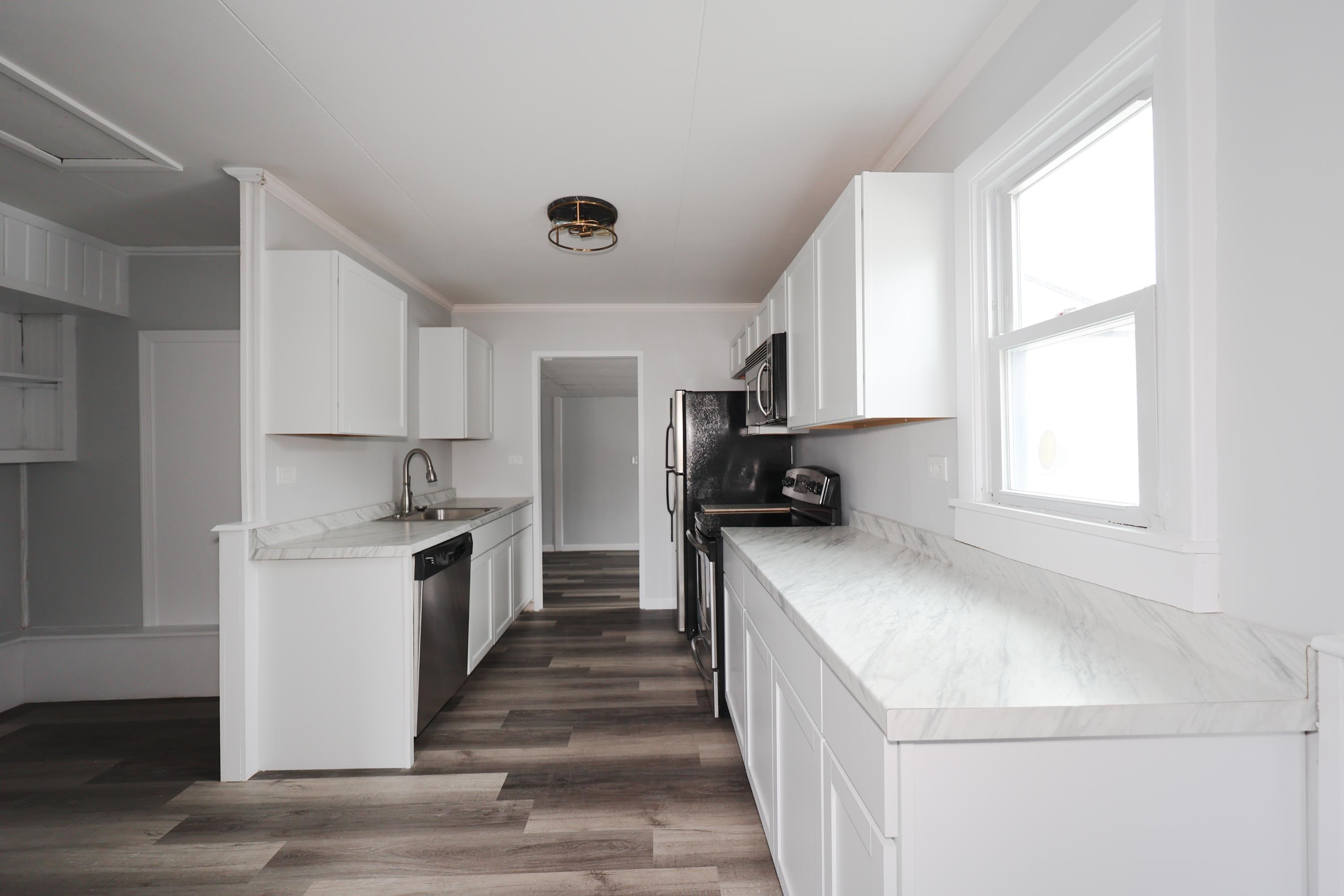 308 South Street Springfield, VT 05156 - Photo 11 of 28