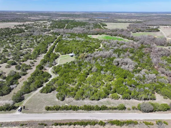 $1,240,521 | 4025 County Road 175, Stephenville, TX 76401