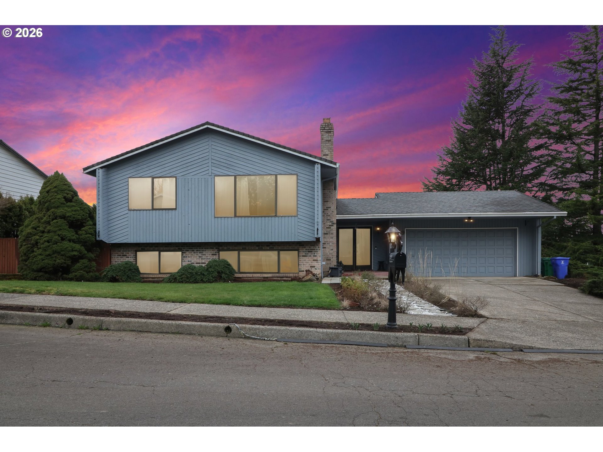 1859 Southwest Angeline Avenue Gresham, OR 97080 - Photo 2 of 21