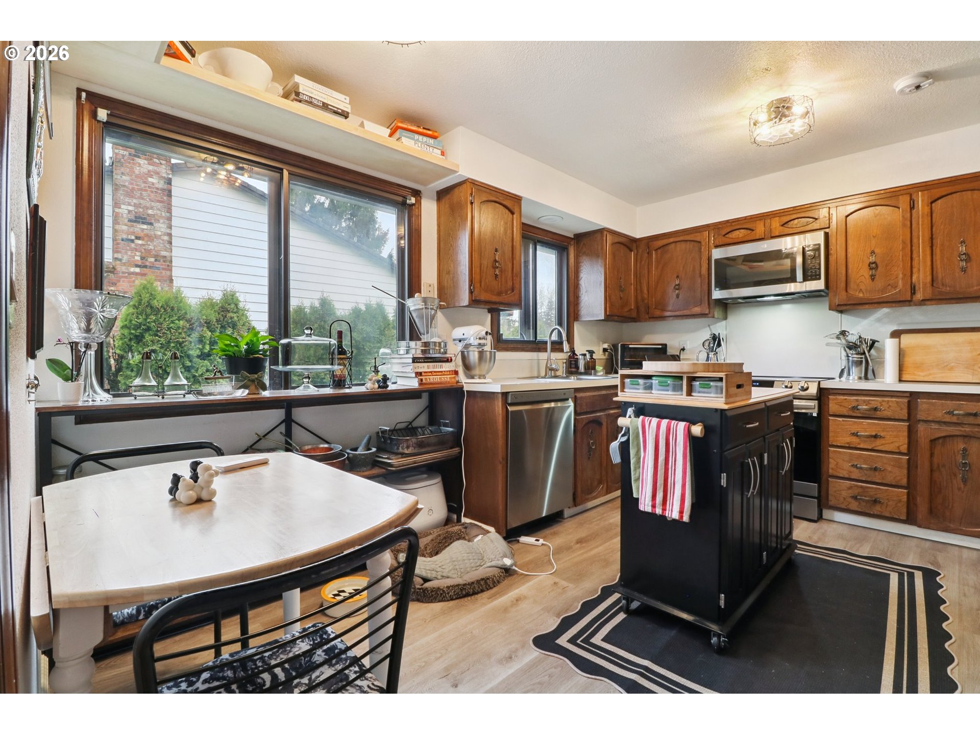 1859 Southwest Angeline Avenue Gresham, OR 97080 - Photo 7 of 21