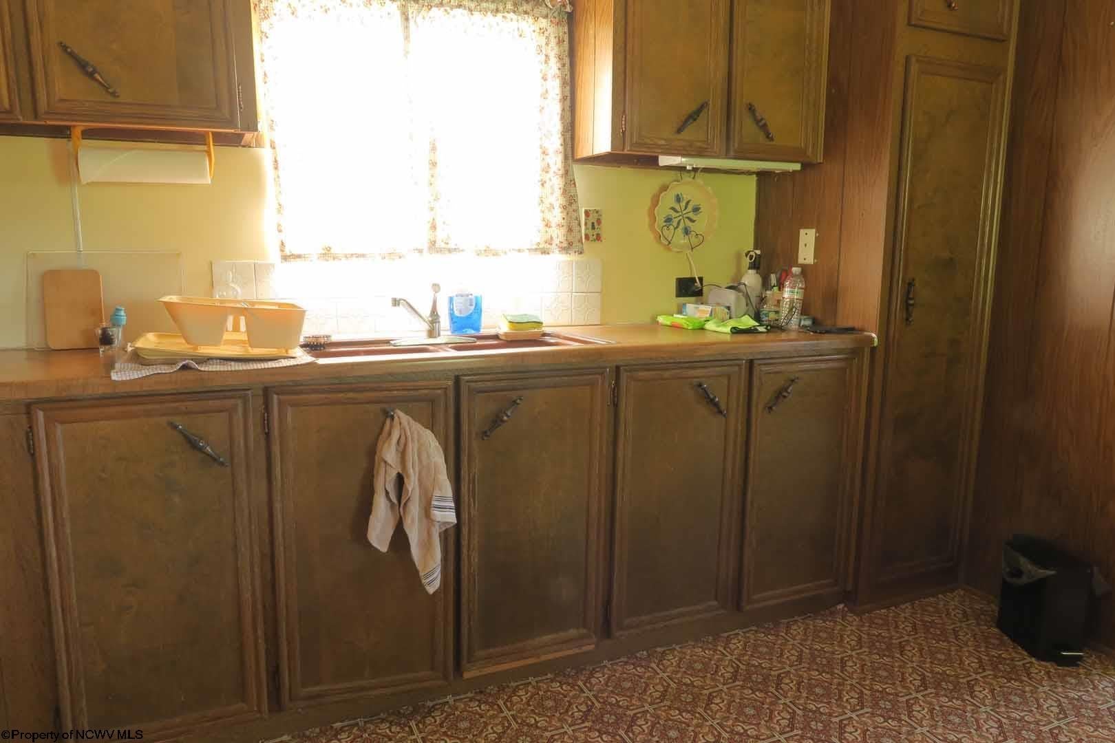 651 Elliots Ridge Road Elkins, WV 26241 - Photo 9 of 33 Gallery Image 9