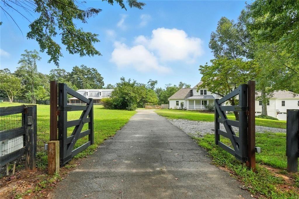 1092 Old Lathemtown Road Canton, GA 30115 - Photo 4 of 100