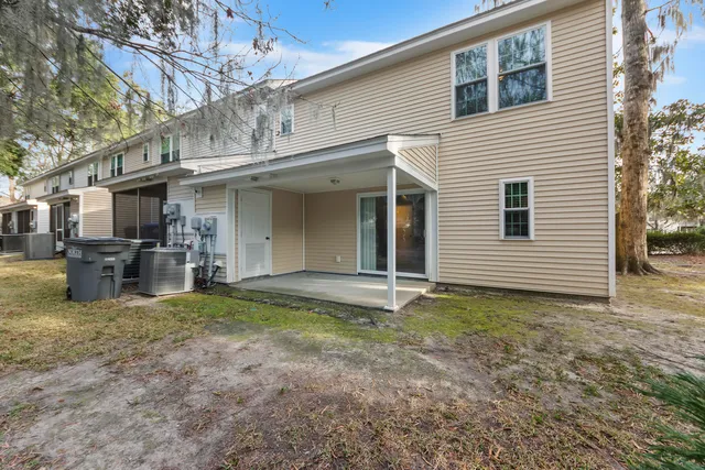 $240,000 | 8038 Shadow Oak Drive, North Charleston, SC 29406