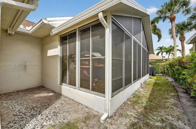 $1,900 | 210 Northwest Zanzibar Place, Port St. Lucie, FL 34986