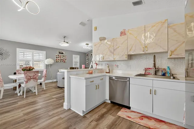 $1,900 | 210 Northwest Zanzibar Place, Port St. Lucie, FL 34986