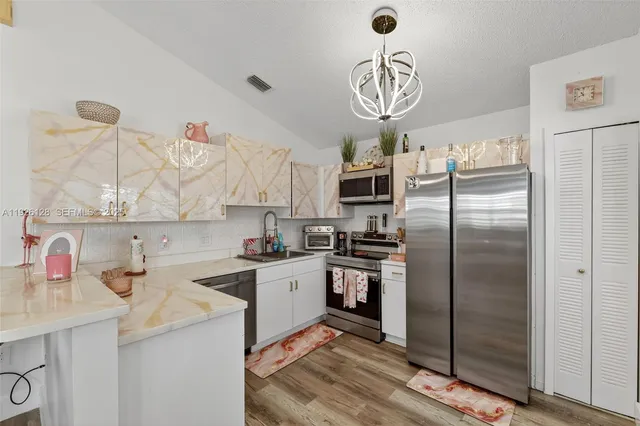 $1,900 | 210 Northwest Zanzibar Place, Port St. Lucie, FL 34986