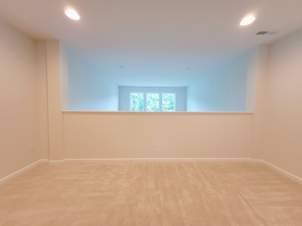13 Walnut Way, Unit 13 Hopkinton, MA 01748 - Photo 23 of 32