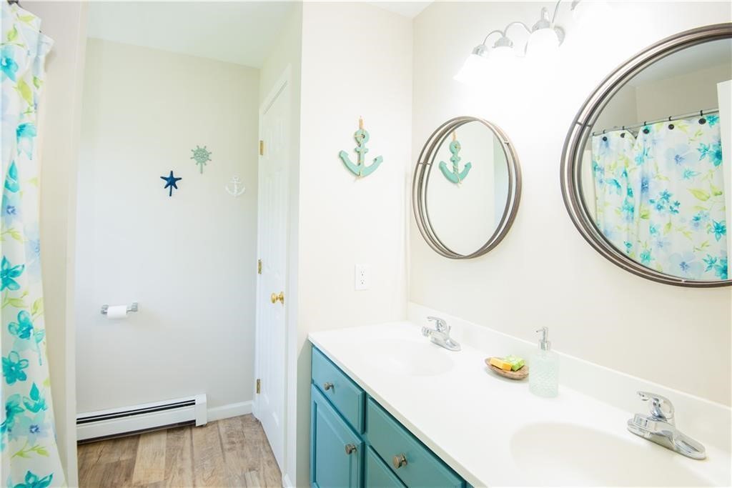 663 Aquidneck Avenue Middletown, RI 02842 - Photo 18 of 27