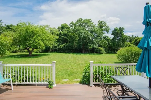 $10,000 | 663 Aquidneck Avenue, Middletown, RI 02842