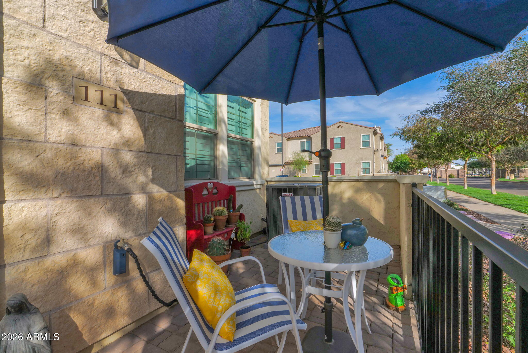 1917 East Hampton Lane, Unit 111 Gilbert, AZ 85295 - Photo 4 of 45 1917 Hampton 111 - 03Patio