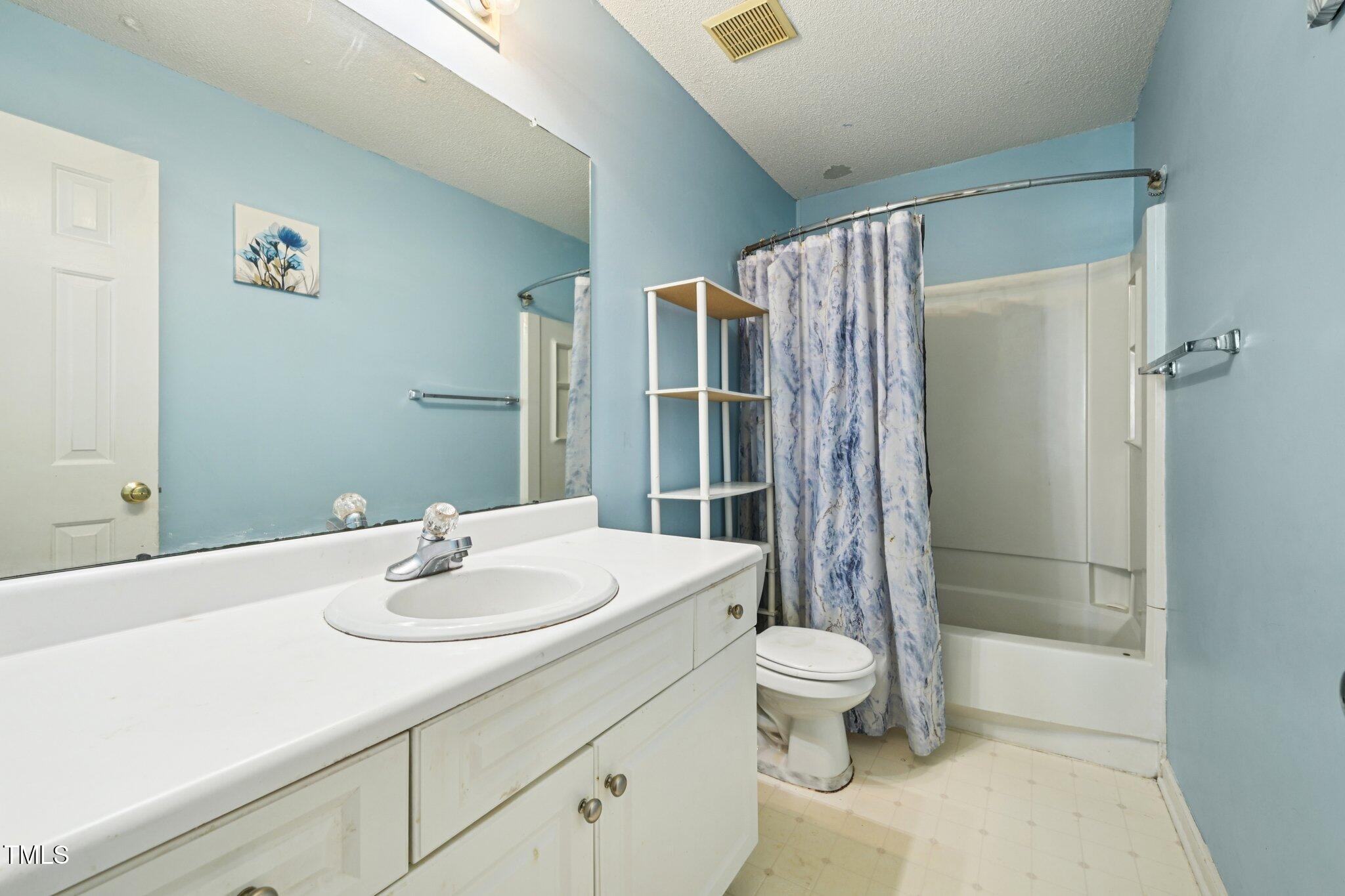 2636 Scattered Oak Court Raleigh, NC 27603 - Photo 12 of 17 16-web-or-mls-Scattered Oak Ct-S0907-016