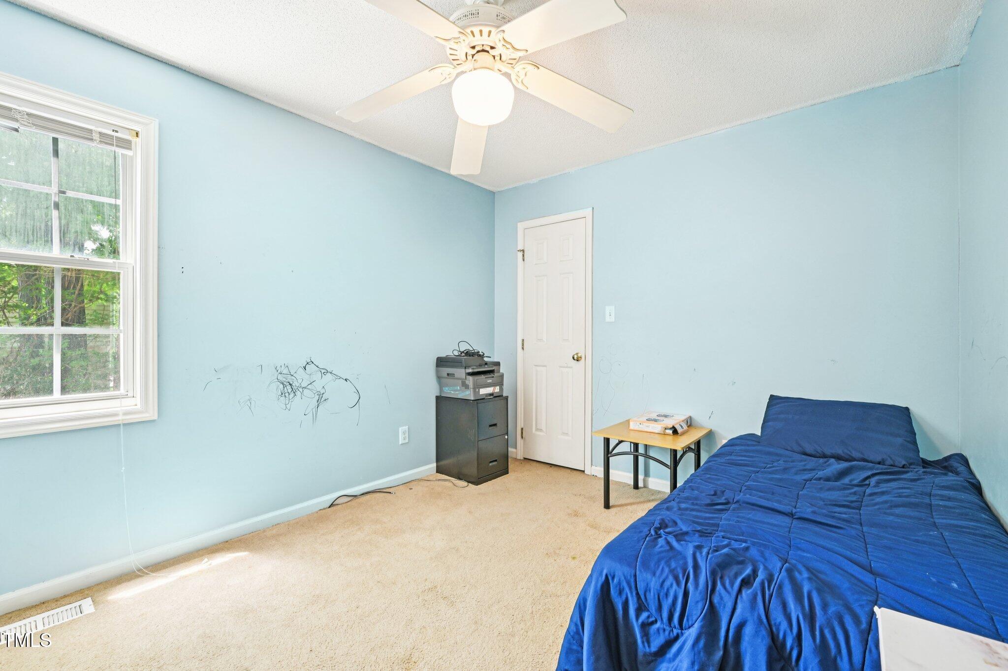 2636 Scattered Oak Court Raleigh, NC 27603 - Photo 14 of 17 19-web-or-mls-Scattered Oak Ct-S0907-019