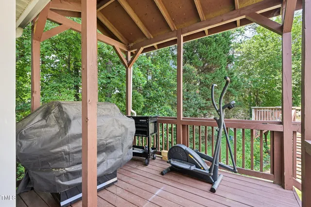 $330,000 | 2636 Scattered Oak Court, Raleigh, NC 27603