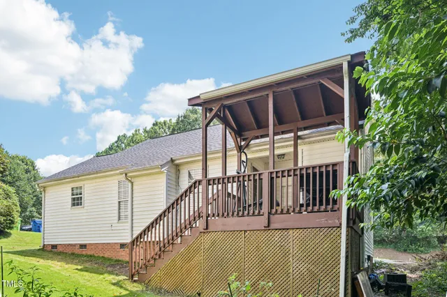 $330,000 | 2636 Scattered Oak Court, Raleigh, NC 27603