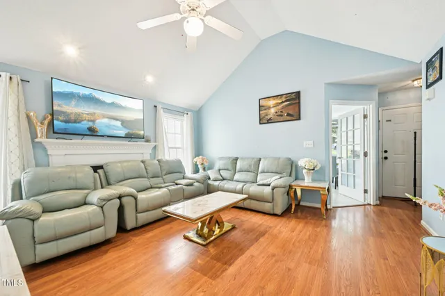 $330,000 | 2636 Scattered Oak Court, Raleigh, NC 27603