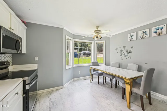 $330,000 | 2636 Scattered Oak Court, Raleigh, NC 27603