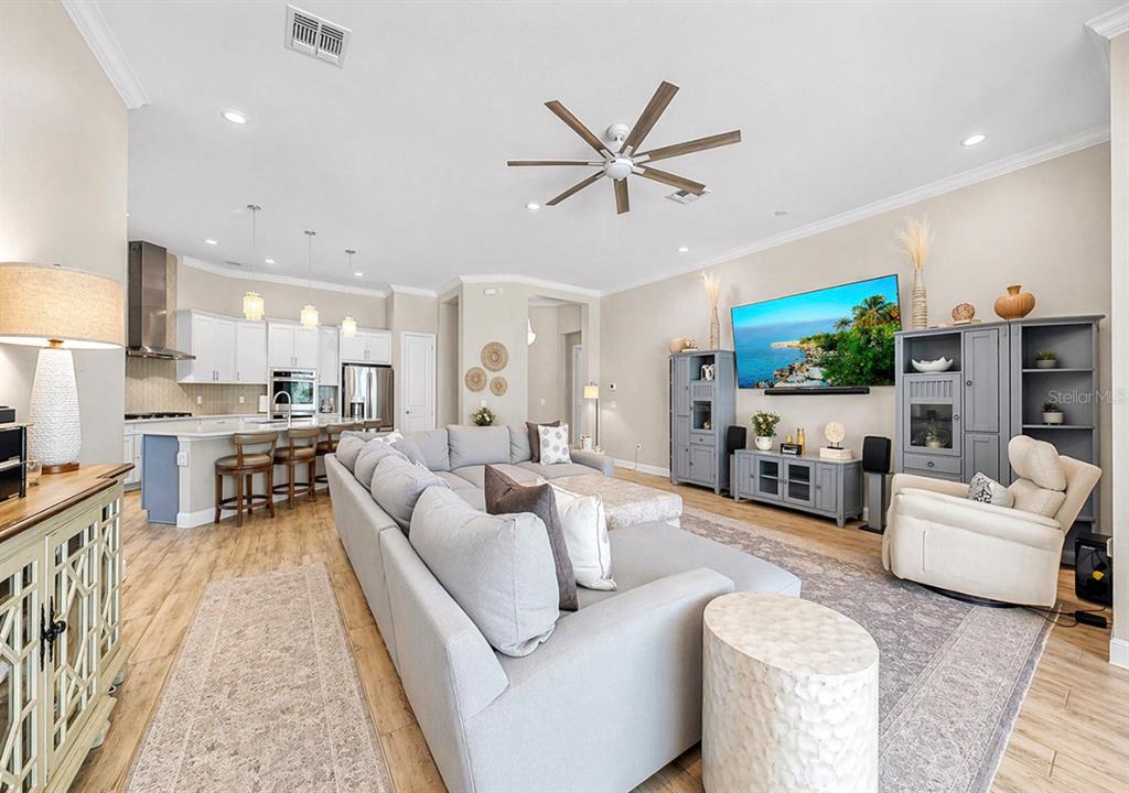 954 Signet Drive Apollo Beach, FL 33572 - Photo 15 of 60