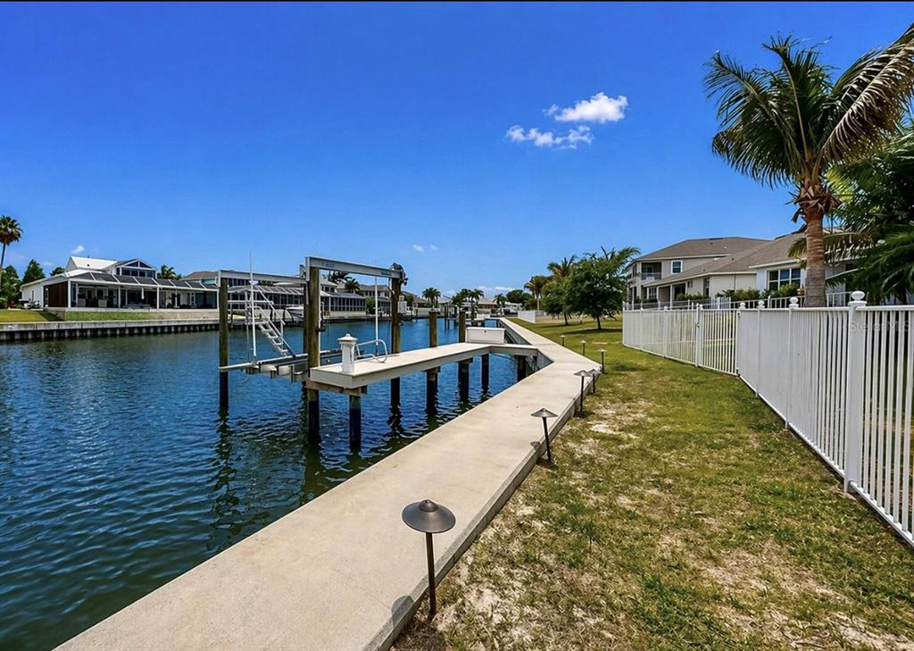 954 Signet Drive Apollo Beach, FL 33572 - Photo 41 of 60