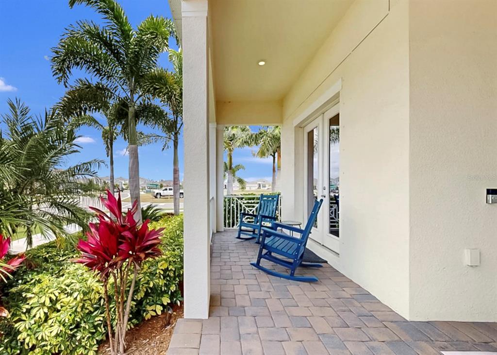 954 Signet Drive Apollo Beach, FL 33572 - Photo 6 of 60