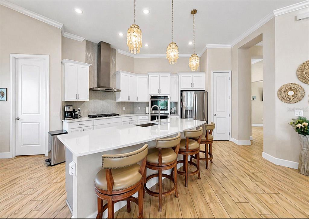954 Signet Drive Apollo Beach, FL 33572 - Photo 8 of 60