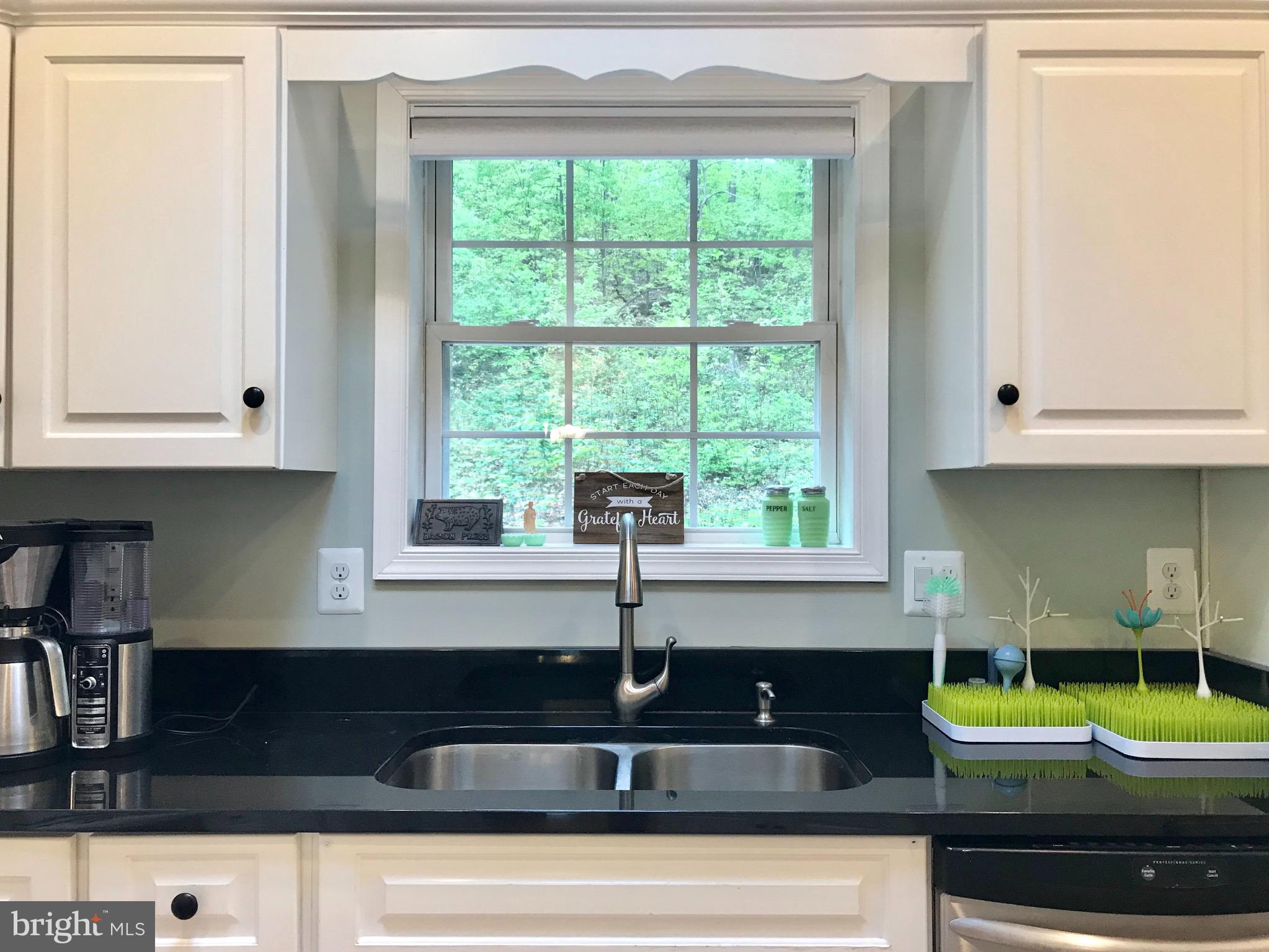 4253 Rinehart Road Westminster, MD 21158 - Photo 11 of 31 Pretty kitchen!