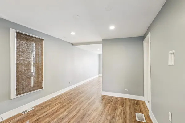 $299,000 | 3346 West Iowa Street, Chicago, IL 60651