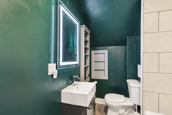 $299,000 | 3346 West Iowa Street, Chicago, IL 60651