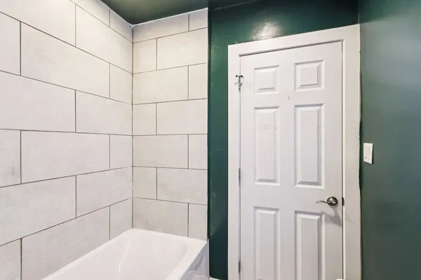 $299,000 | 3346 West Iowa Street, Chicago, IL 60651