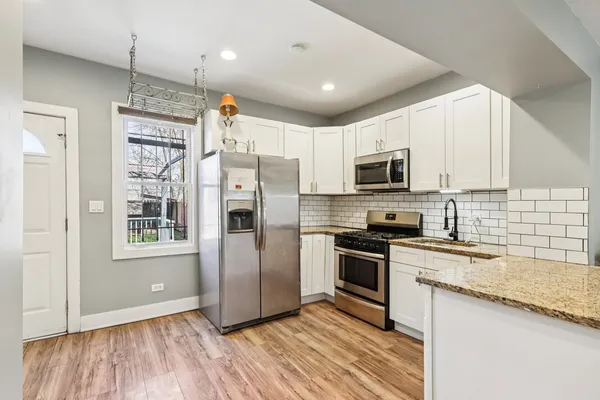 $299,000 | 3346 West Iowa Street, Chicago, IL 60651