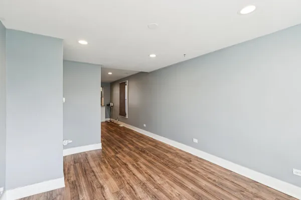$299,000 | 3346 West Iowa Street, Chicago, IL 60651
