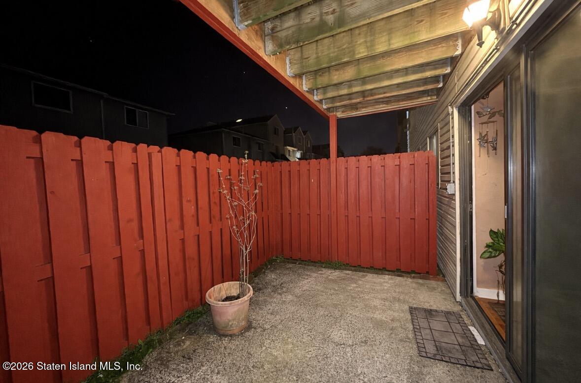 127 Stack Drive Staten Island, NY 10312 - Photo 14 of 15 h6