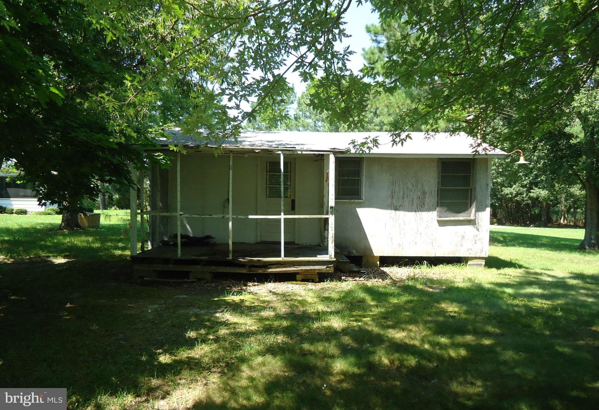 8613 Sewell Point Road Wittman, MD 21676 - Photo 8 of 18 Little house with water electric heat and AC