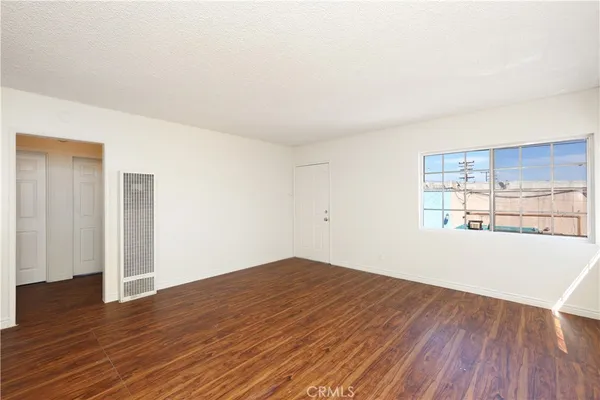 $2,375 | 2789 Laurel Place, Unit B, South Gate, CA 90280