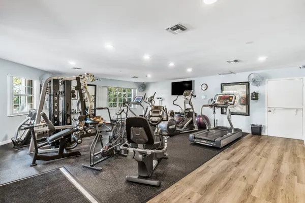 $3,500 | 20 South Lakeshore Drive, Unit C, Hypoluxo, FL 33462