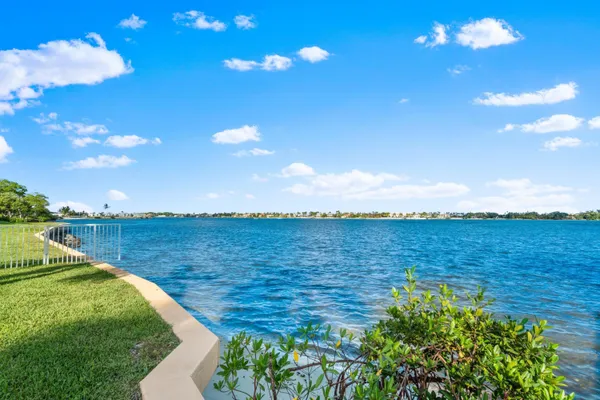 $3,500 | 20 South Lakeshore Drive, Unit C, Hypoluxo, FL 33462