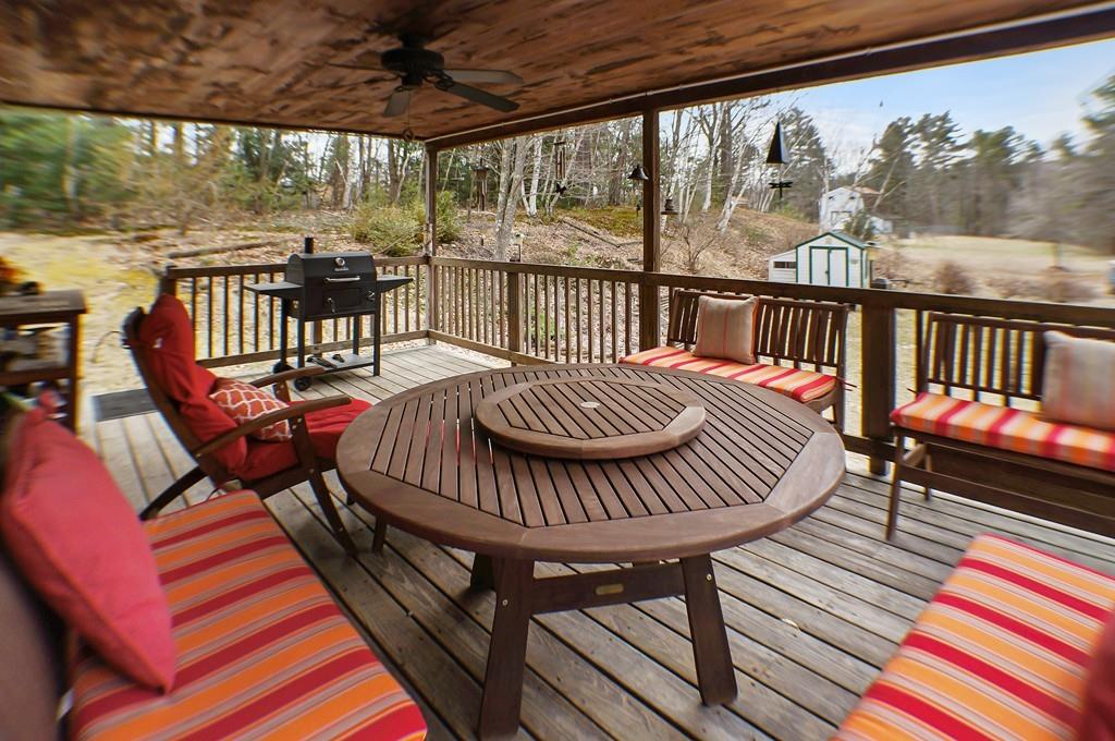 36 Mill Pond Road Epping, NH 03042 - Photo 5 of 39