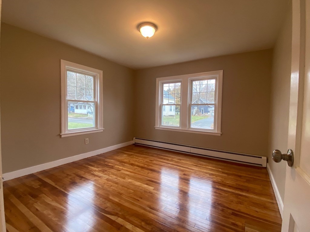 11 Southold Road Worcester, MA 01607 - Photo 16 of 23 Gallery Image 16