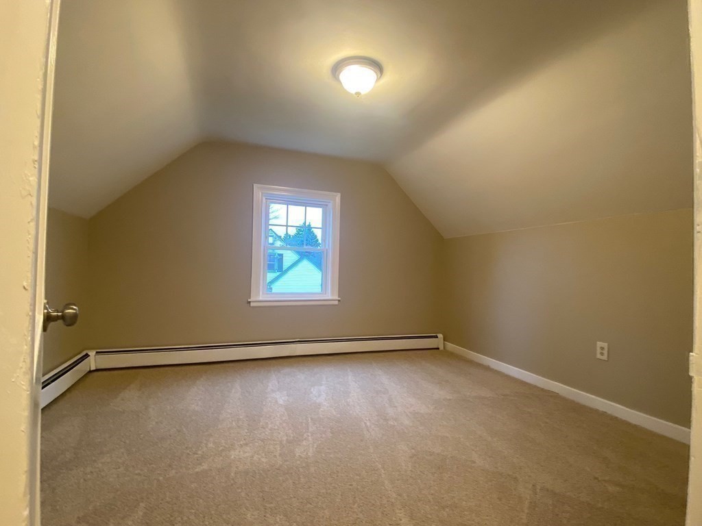 11 Southold Road Worcester, MA 01607 - Photo 20 of 23 Gallery Image 20